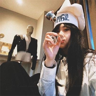 古堡女魔君 在线观看